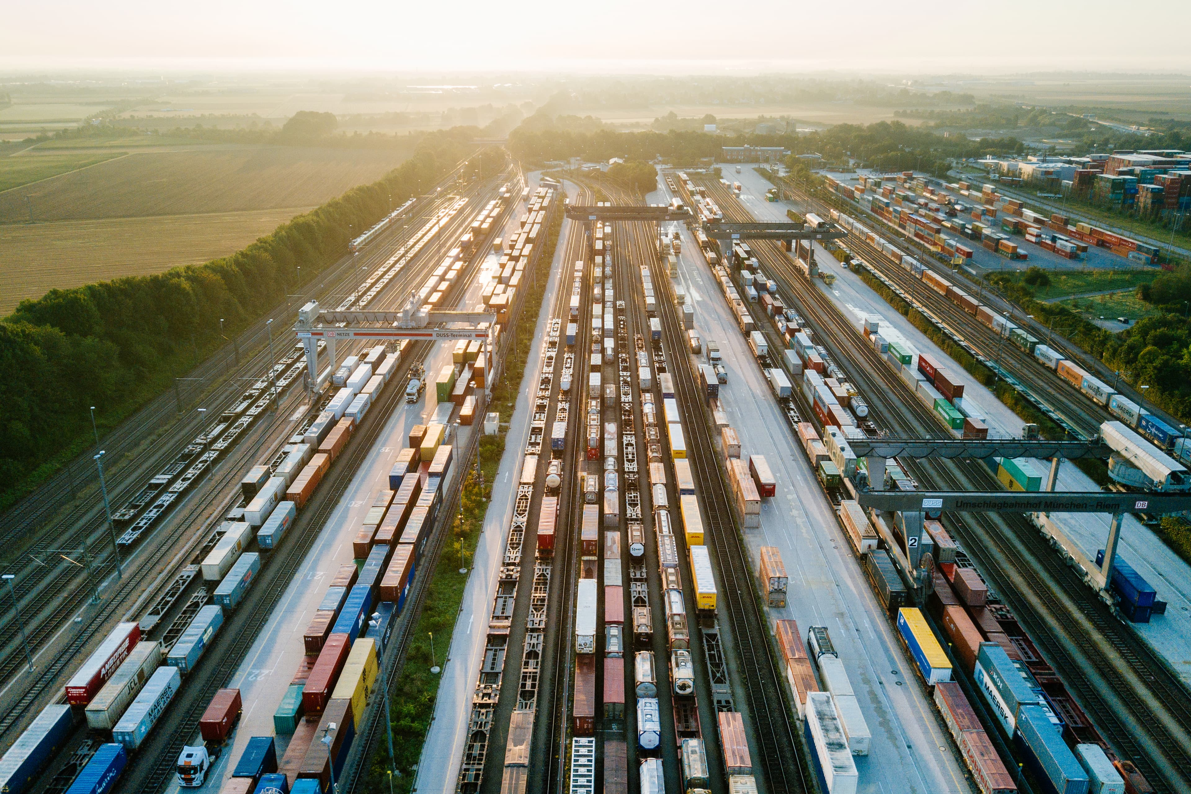 Transport and Trade Connectivity in the Age of Pandemics: Contactless, Seamless and Collaborative United Nations Solutions